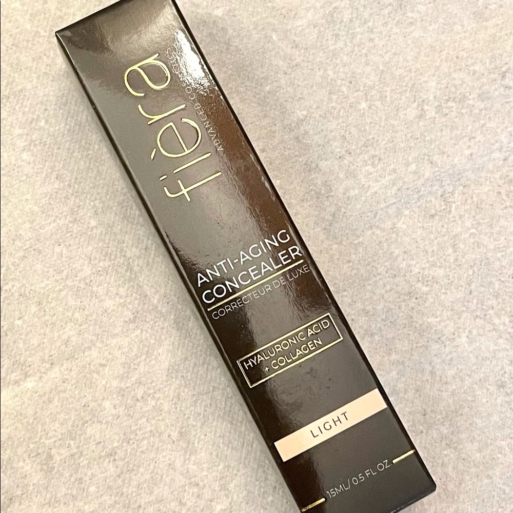 Fièra Anti-Aging Concealer -Light
